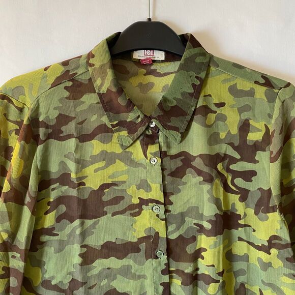 L.E.I  Camouflage Green Shirt Button-Up Roll Tab Sleeve Sheer Large Junior Fern‎ - Picture 4 of 10